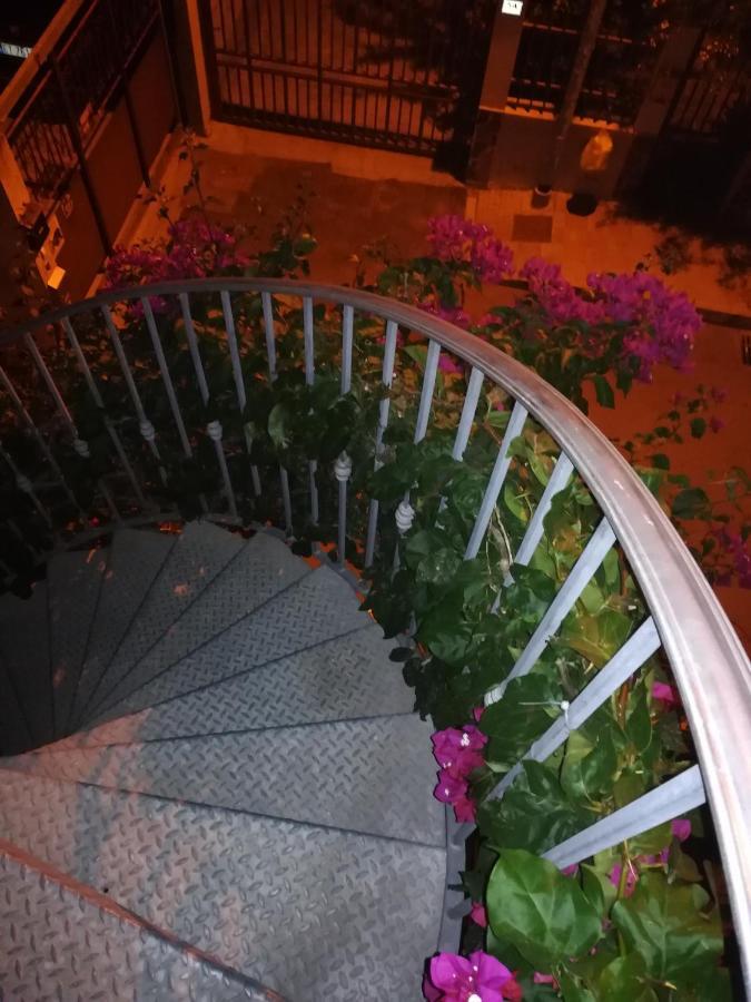 Ferienwohnung Soggiornare A Cagliari Exterior foto